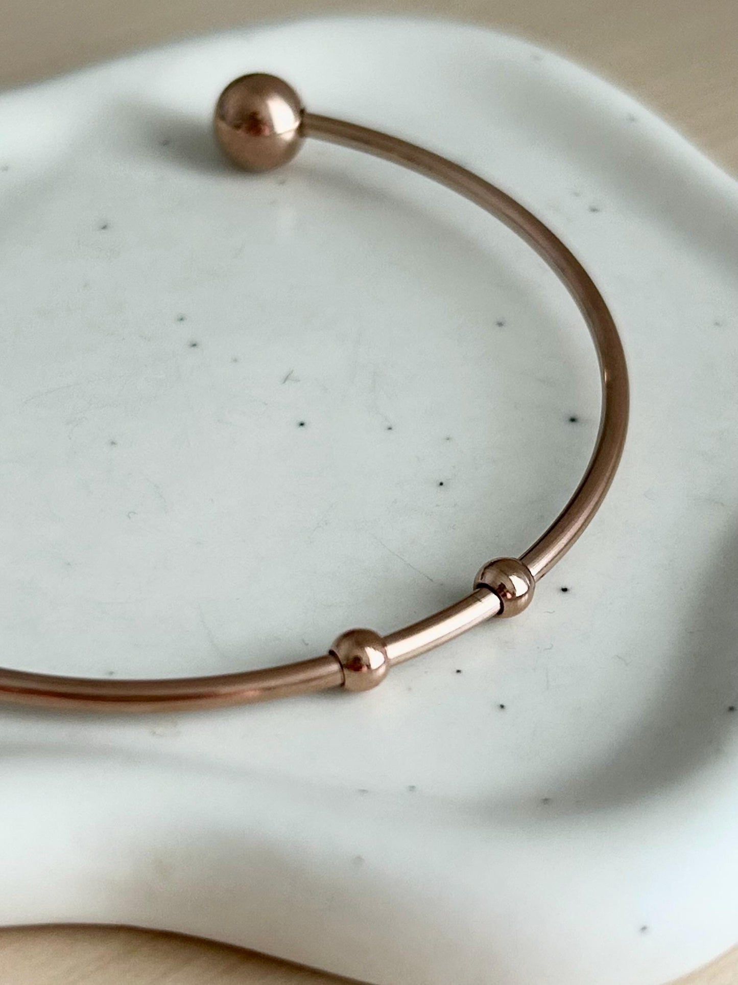 Bracelet jonc personnalisé en acier inoxydable, bracelet sœur de cœur, bracelet amitié, cadeau sœur, cadeau meullieure amie; fête des mères