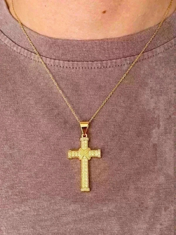 Collier croix fine, pendentif croix, collier chrétien, bijou religieux