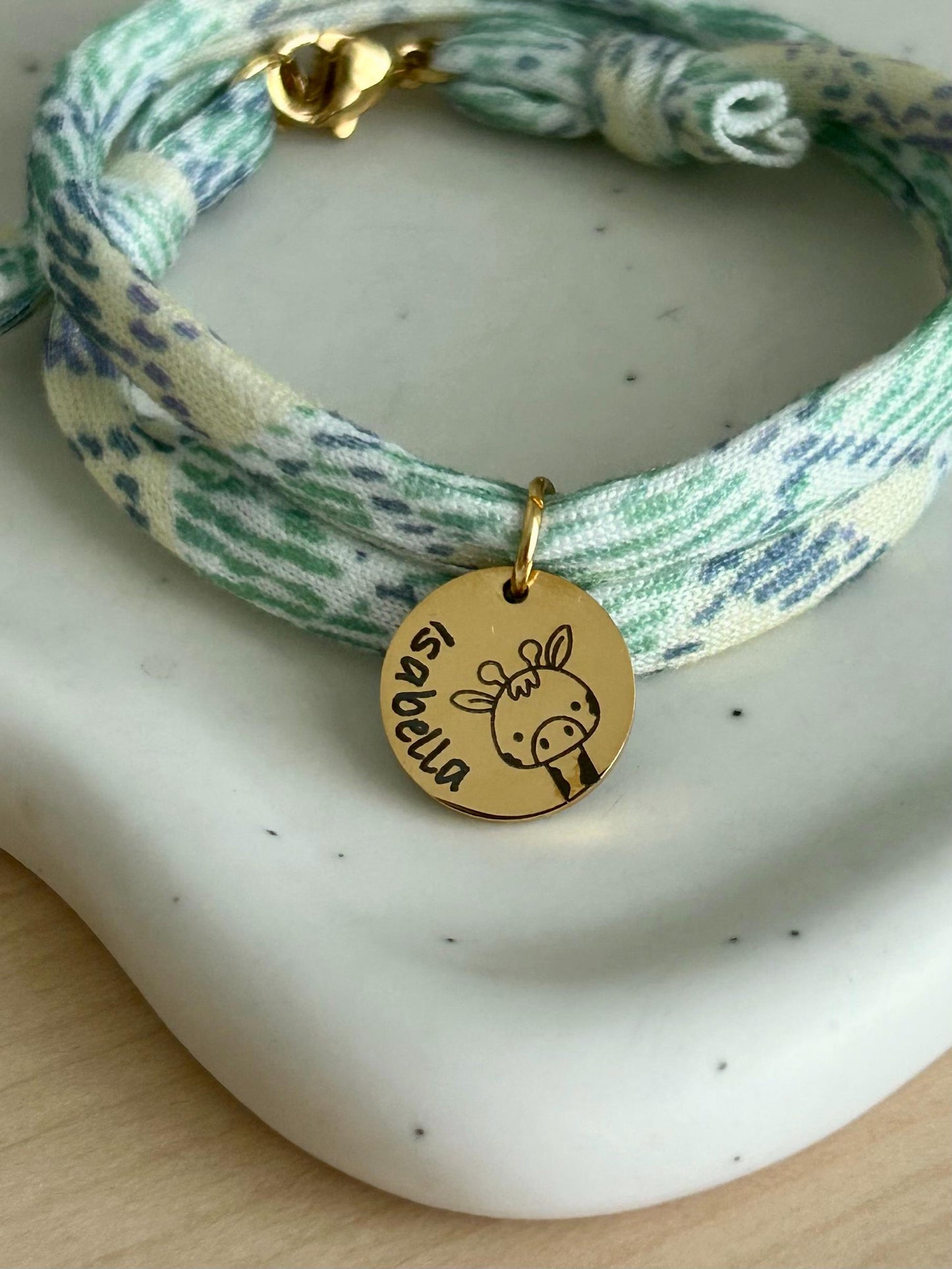 Bracelet personnalisé en cordon liberty, bracelet enfant prénom personnalisé, bracelet doudou, bracelet animal à graver, fête des mères