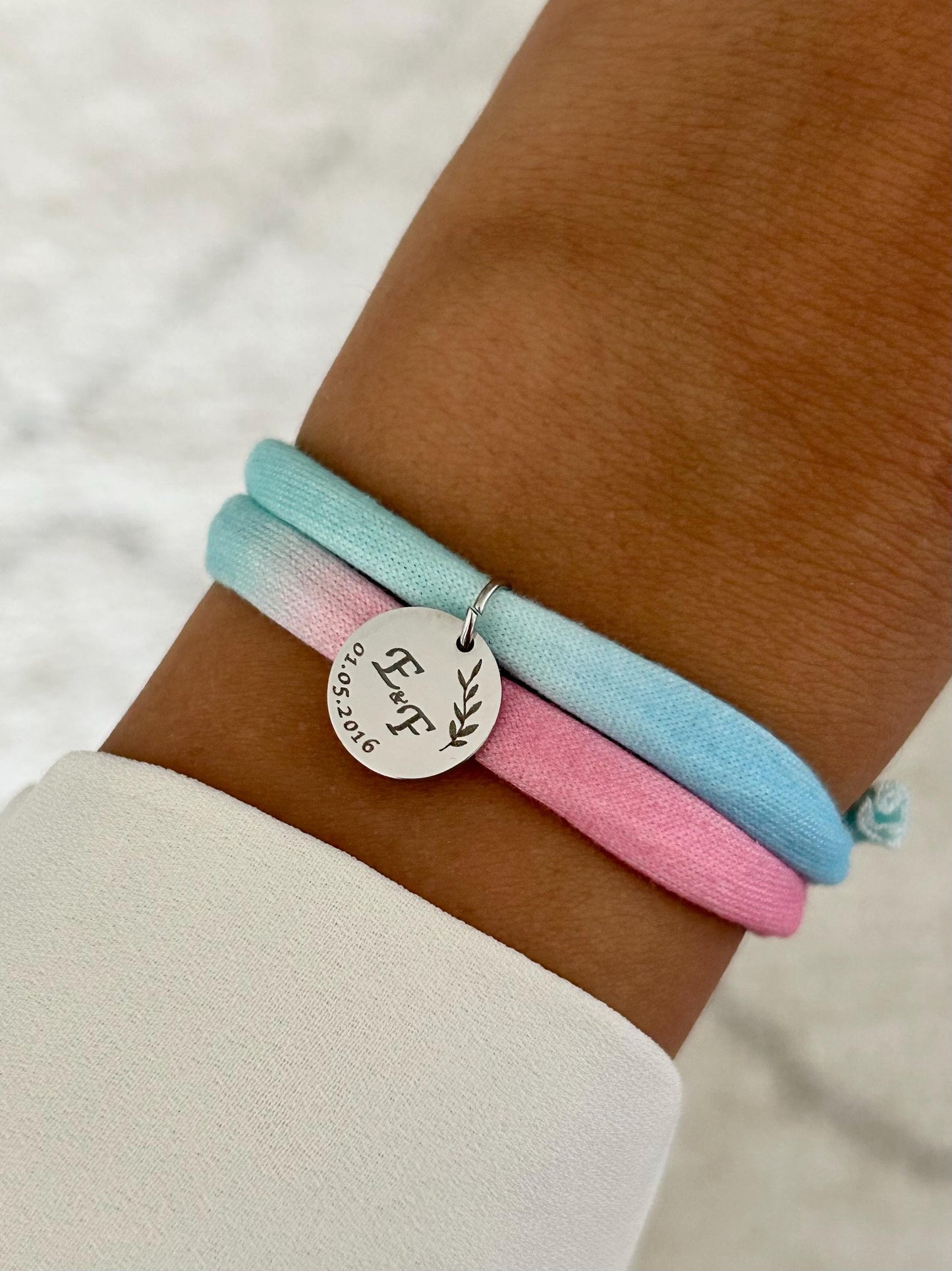 Bracelet Personnalisé en cordon liberty, bracelet mariage, bracelet couple personnalisé, bracelet médaille à graver, cadeau fête des mères