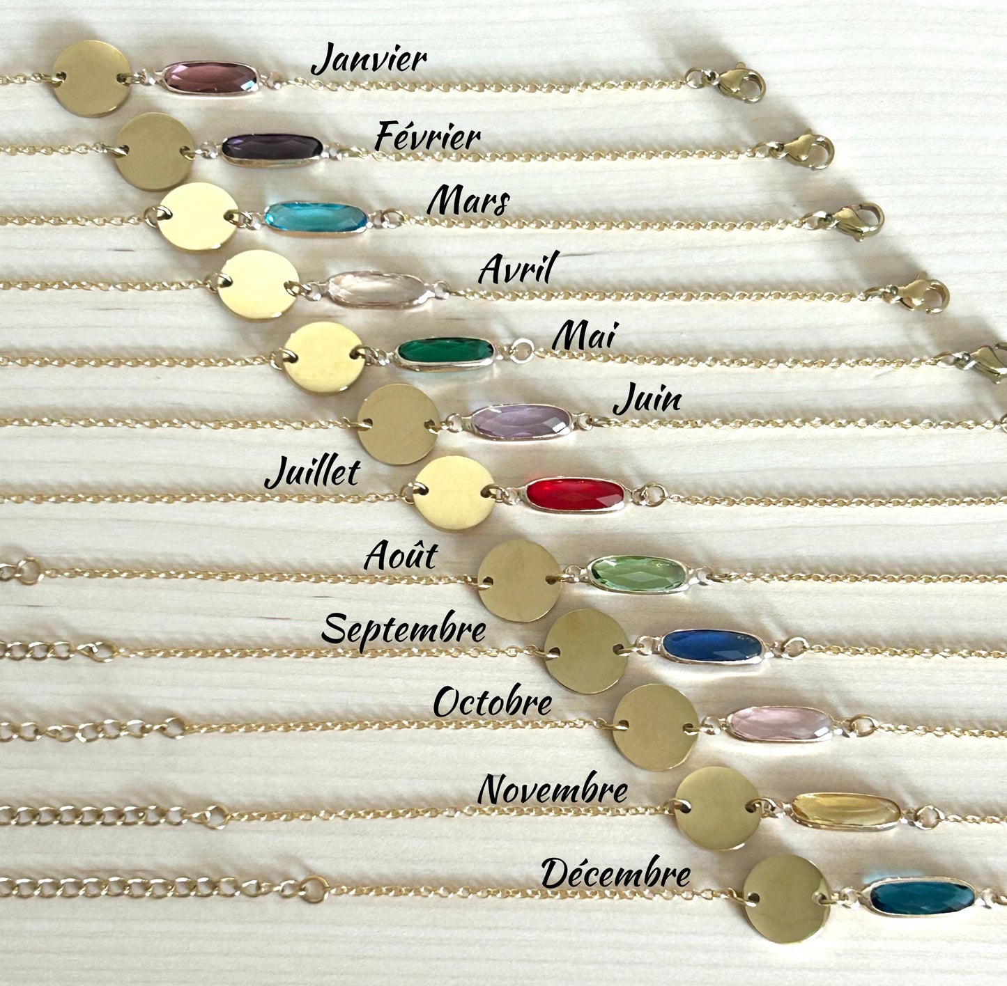 Bracelet personnalisé fleur de naissance, bracelet pierre de naissance, bracelet acier inoxydable doré, cadeau marraine, fête des mères