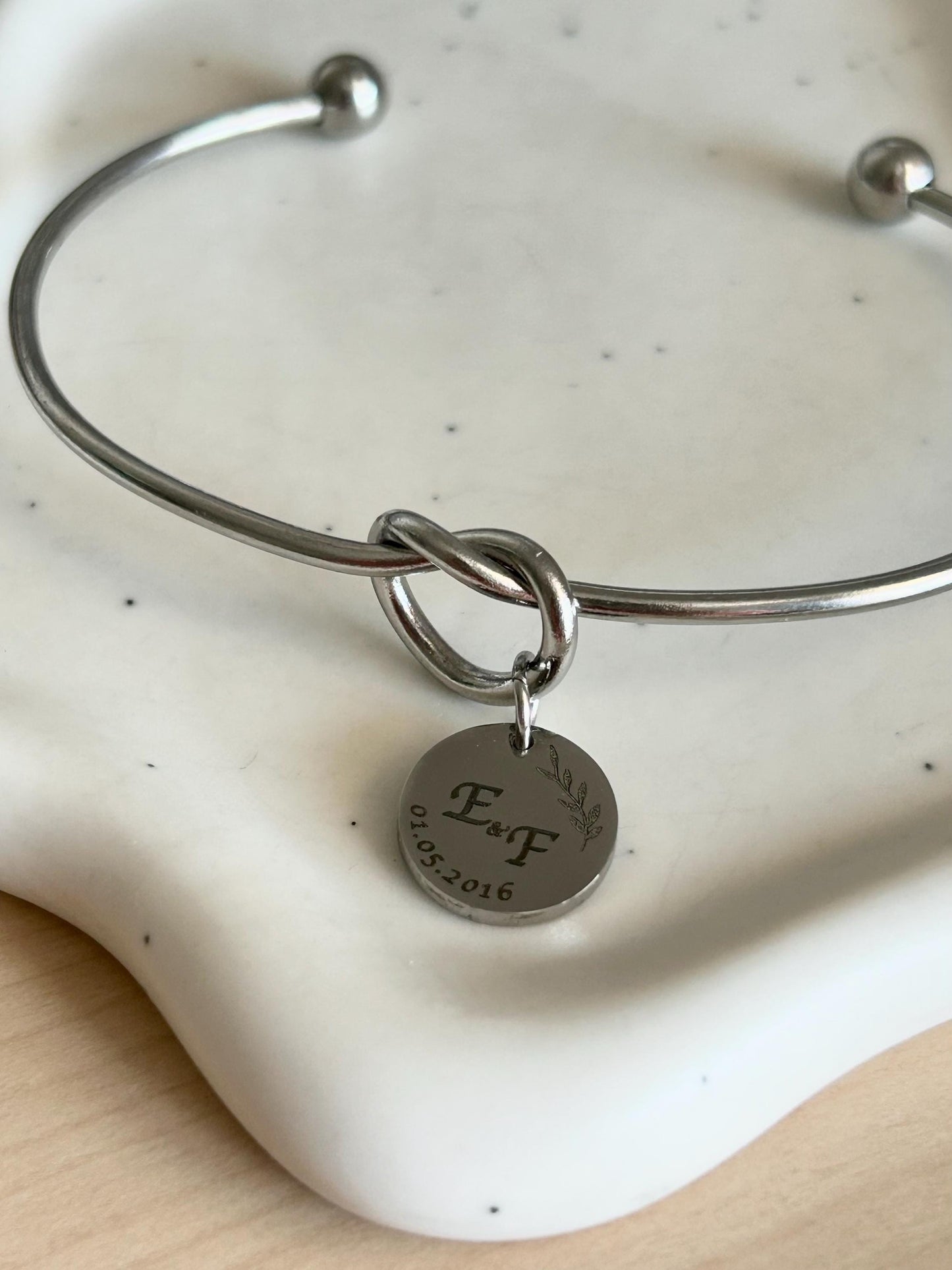 Bracelet jonc personnalisé en acier inoxydable, bracelet mariage, bracelet couple personnalisé, cadeau anniversaire, cadeau fête des mères