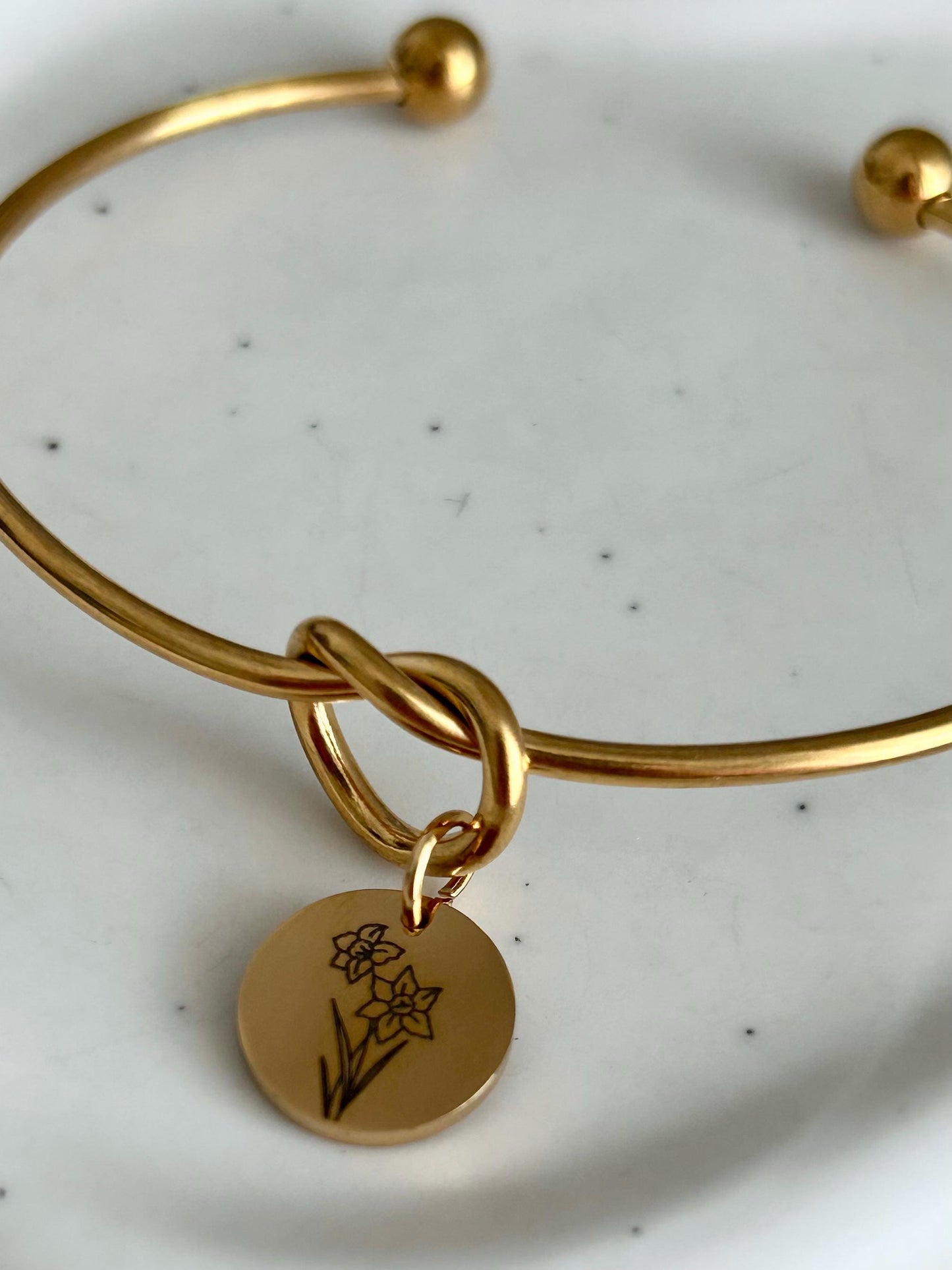 Bracelet jonc floral pierre de naissance, bracelet fleur de naissance, bracelet personnalisé maman, cadeau marraine, cadeau fête des mères