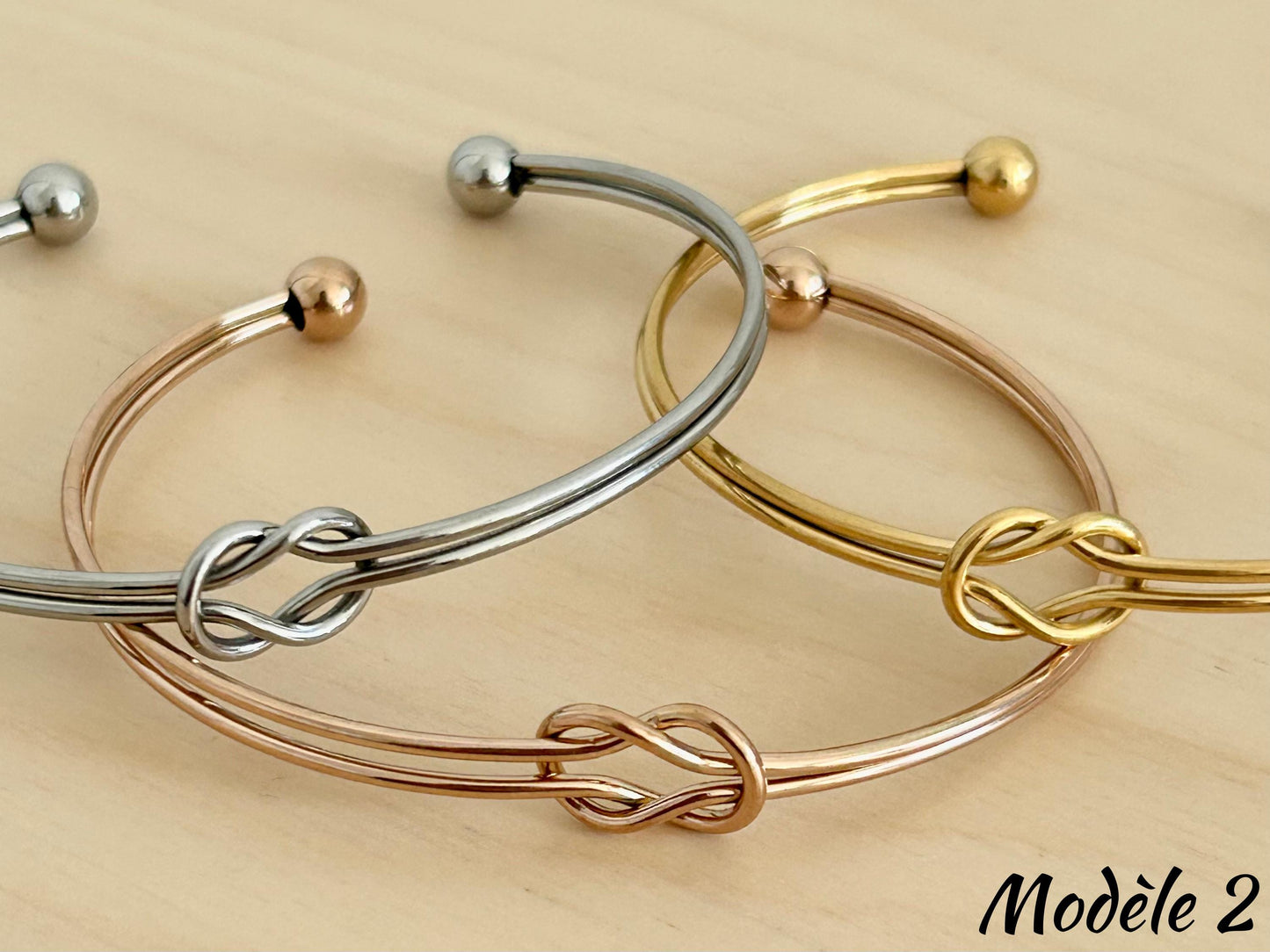 Bracelet jonc maîtresse personnalisé, cadeau merci maîtresse, cadeau enseignant, cadeau nounou, ATSEM, cadeau fin d'année, cadeau école