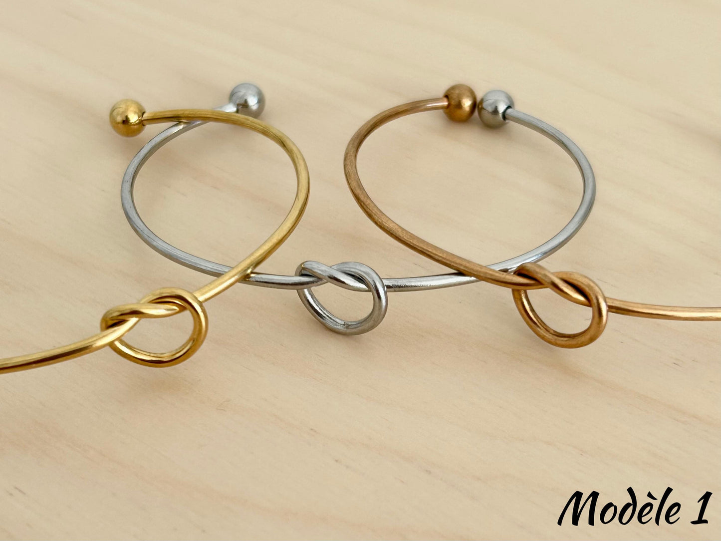Bracelet jonc maîtresse personnalisé, cadeau merci maîtresse, cadeau enseignant, cadeau nounou, ATSEM, cadeau fin d'année, cadeau école
