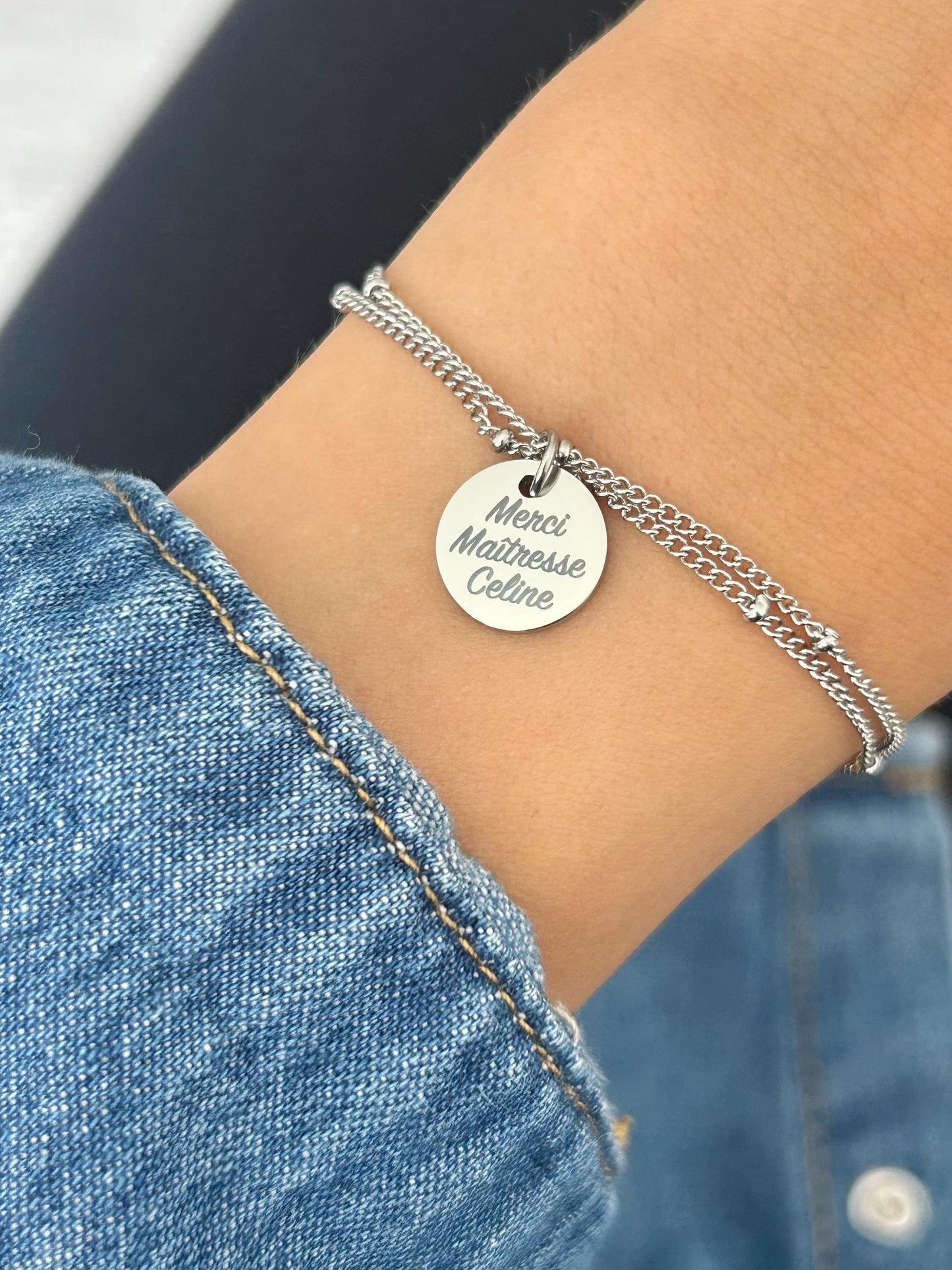 Bracelet double chaîne maîtresse personnalisé, cadeau merci maîtresse, cadeau enseignant, cadeau nounou, ATSEM, cadeau fin d'année