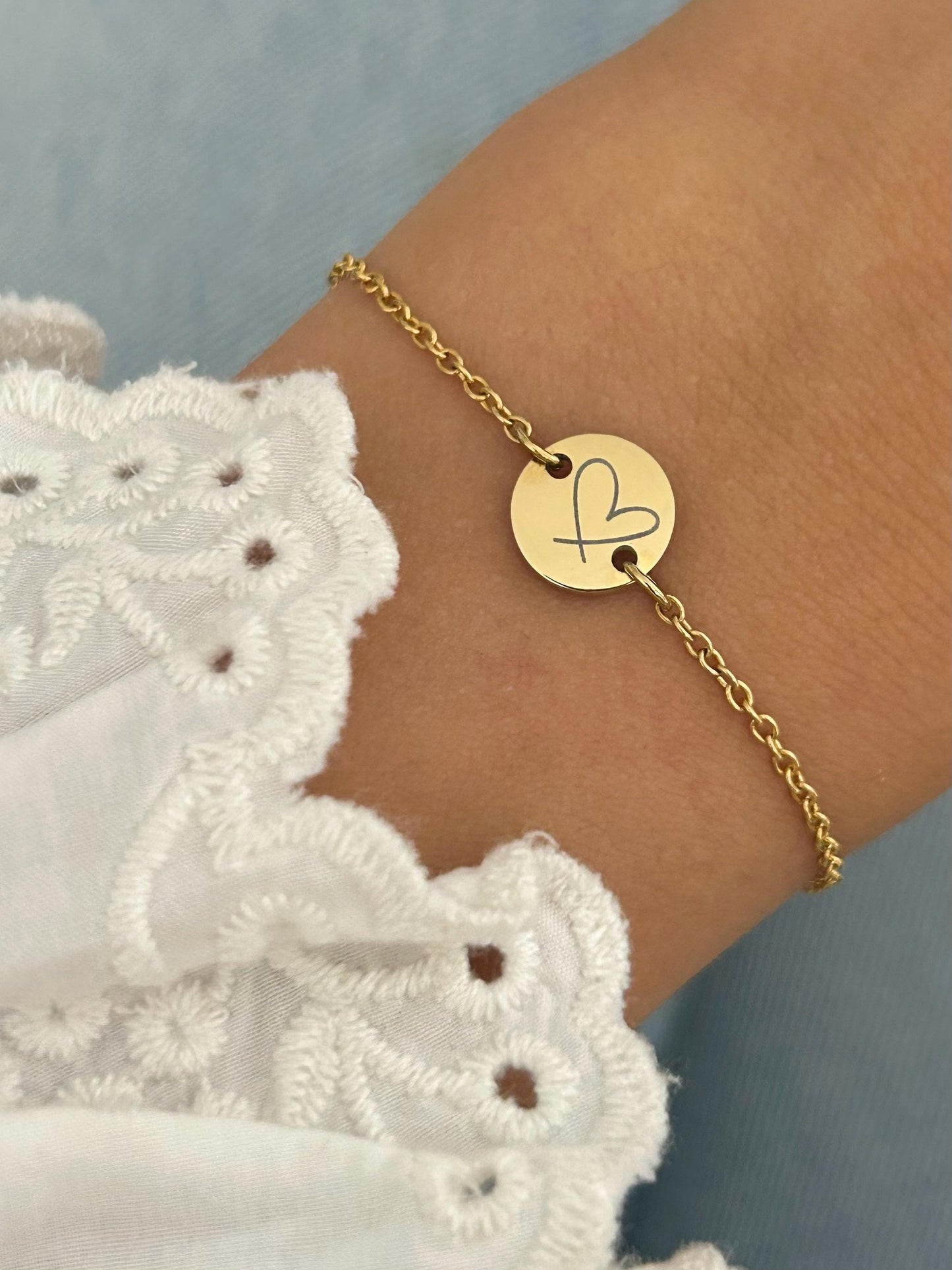 Bracelet minimaliste femme personnalisé, bracelet breloque et pierre de naissance, cadeau pour des amis, anniversaire, bridal party, evfj
