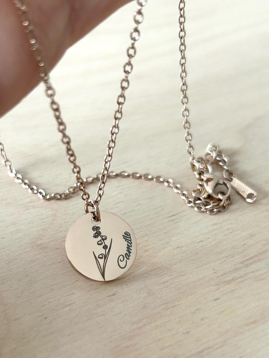 Collier floral avec pierre de naissance,  collier fleur de naissance, collier personnalisé maman, cadeau marraine, cadeau naissance, evfj