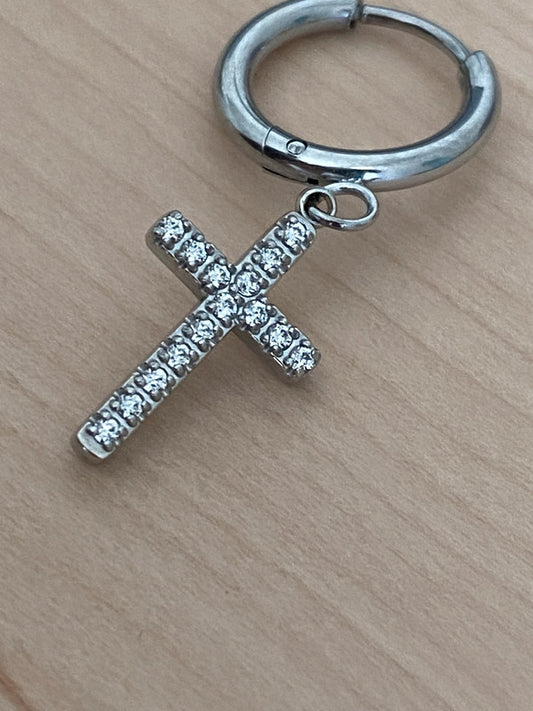 Boucle d'oreille pendante croix, créoles pendantes croisées, bijou minimaliste, religieux