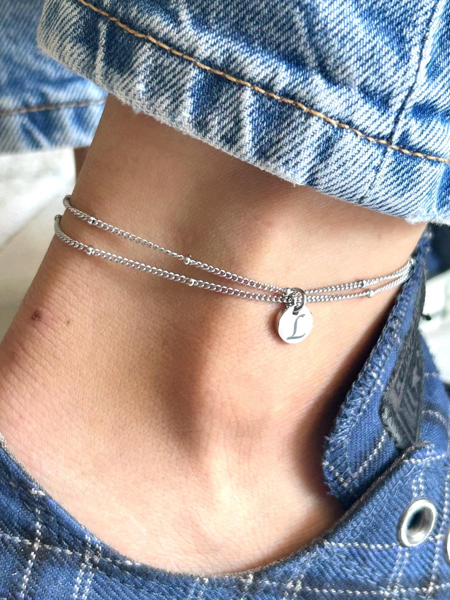 Bracelet de cheville personnalisé, bijoux d'été, bracelet de cheville initiales breloque,  chaîne double ajustable, cadeau personnalisé