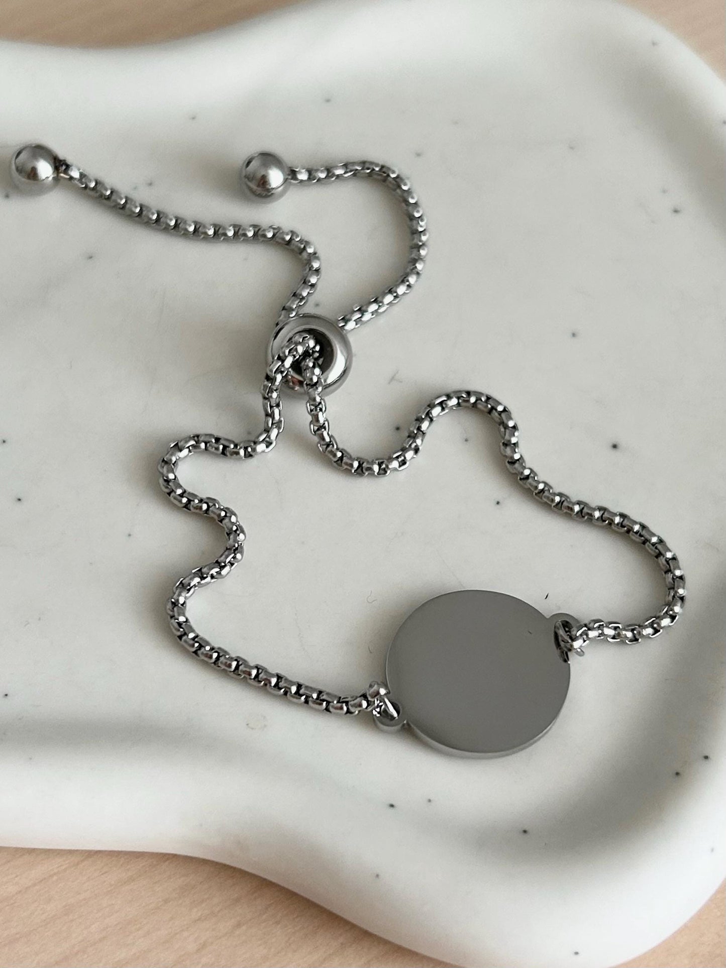 Bracelet signe du zodiaque personnalisé, bijoux du zodiaque, bracelet constellation avec médaille à graver, cadeau fête des mères