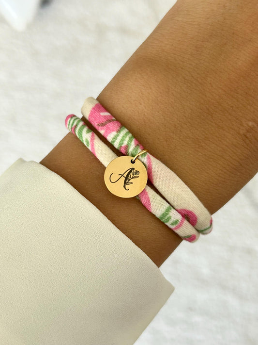 Bracelet personnalisé en cordon liberty, bracelet lettre florale, bracelet lettre initiale, médaille à graver, cadeau fête des mères